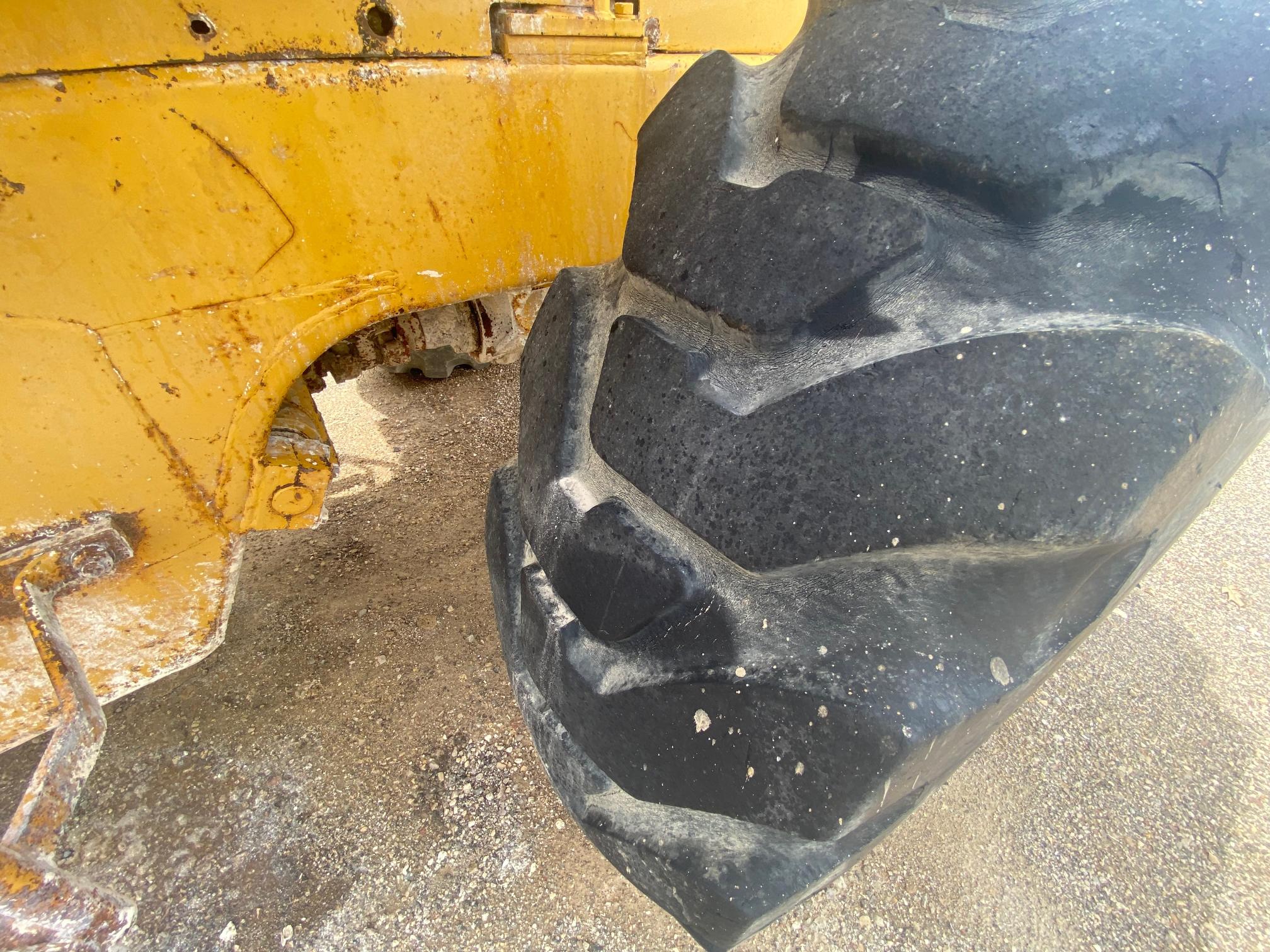 1980 CATERPILLAR 930 - Image 19